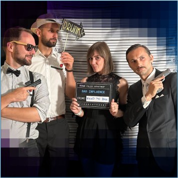 Hyand Team James Bond